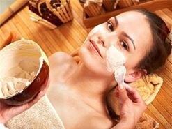 6 loại mặt nạ làm trắng da tự nhiên