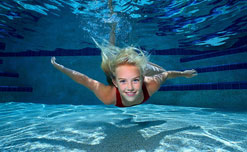 Những lợi ích khó tin từ bơi lội mang lại cho sức khoẻ