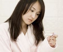 Đi tiểu nhiều lần có phải có thai hay không?