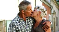 Làm cách nào để giữ được sự sung mãn khi về già?