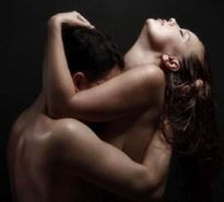 Phụ nữ lên đỉnh cảm giác như thế nào?